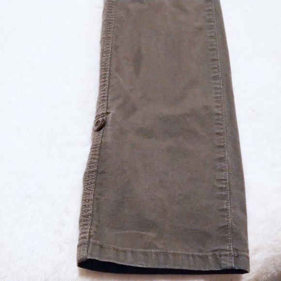 ✨SALE: 3 for $25!✨ The North Face Convertible Pants - Picture 6 of 10